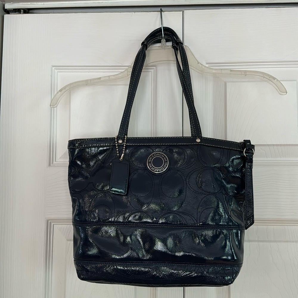 Coach Signature F19198- blue patent leather